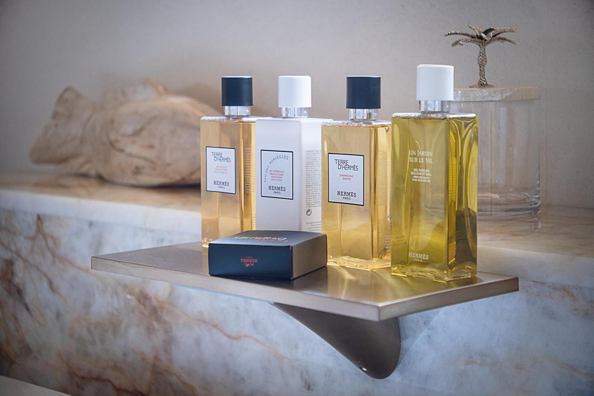 L'Escale Resort Marina & Spa - Small Luxury Hotels Of The World Victoria Room photo